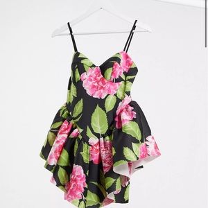 Rose floral printed sweetheart mini dress!💕